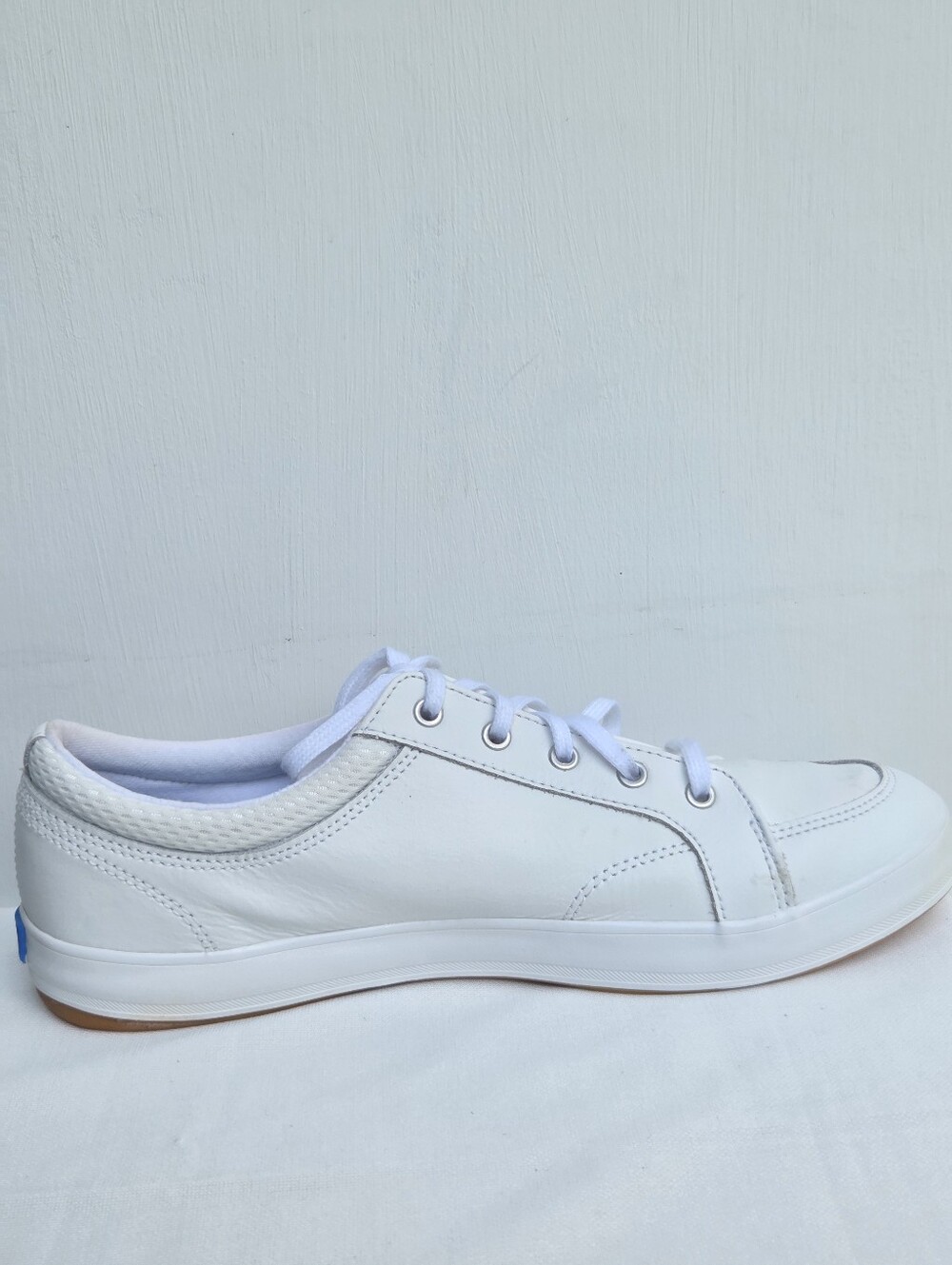 Keds Women's White Lace-Up Low Top Sneakers Logo Accents Classic Casual Size-10 - Picture 3 of 13